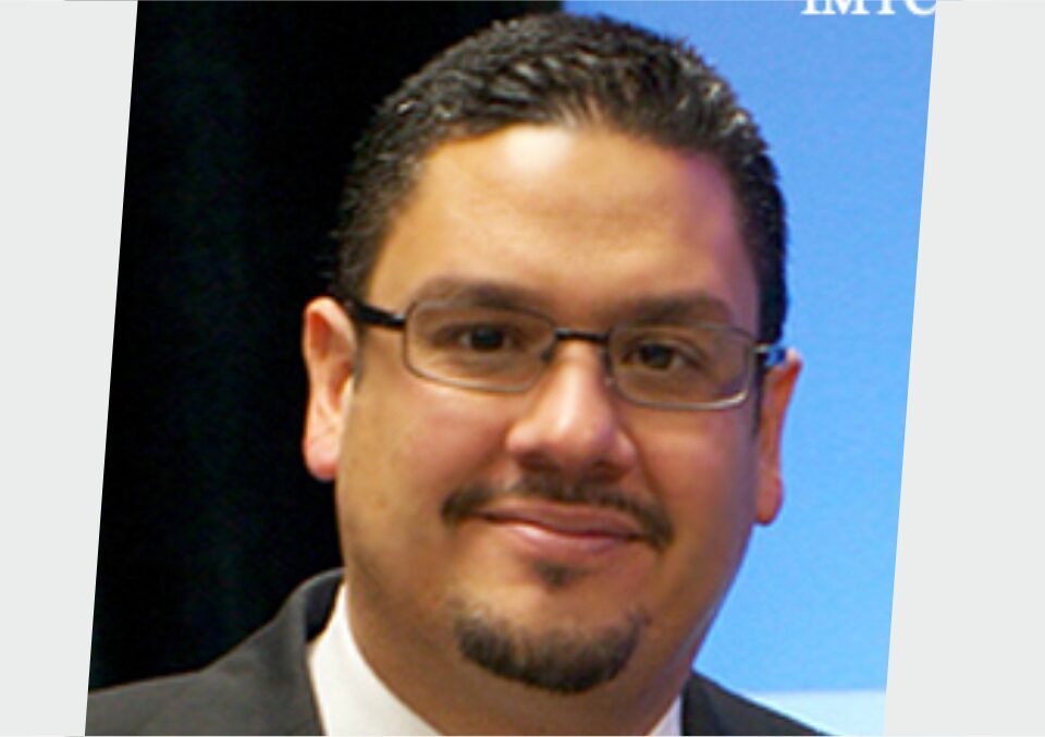 Daniel Gutiérrez, vicepresidente y gerente de Riesgo Regulatorio para el Ocean Bank en Miami, Florida (EE.UU.)